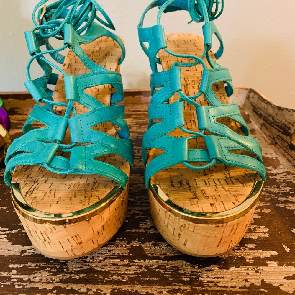 ALDO TURQUOISE ANKLE WRAP WEDGES 7